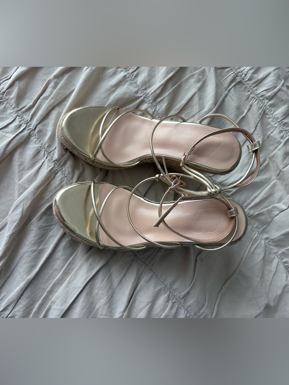 Strappy Metallic Gold Women’s Wedges